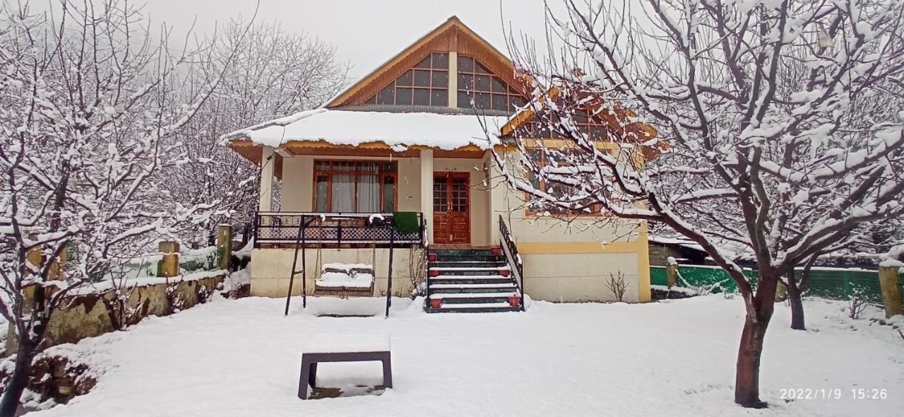 Heavenly Daze Cottage Manāli Kültér fotó